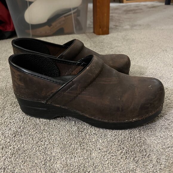 Dansko Clogs Size 41 - Picture 2 of 7